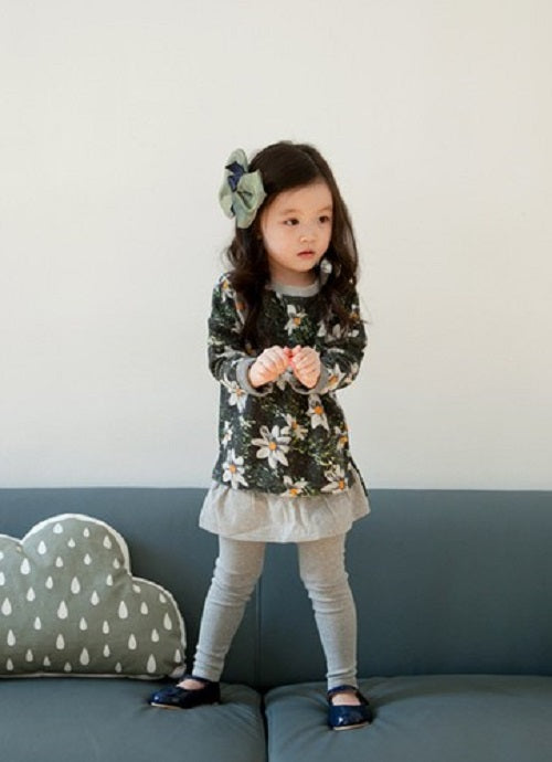 Lovely Daisy Green Crew neck Sweater - Go PJ Party