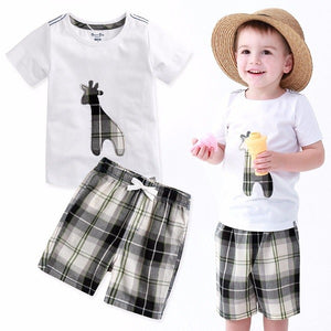 Giffy White Short Sleeve Tee & Shorts Set - Go PJ Party