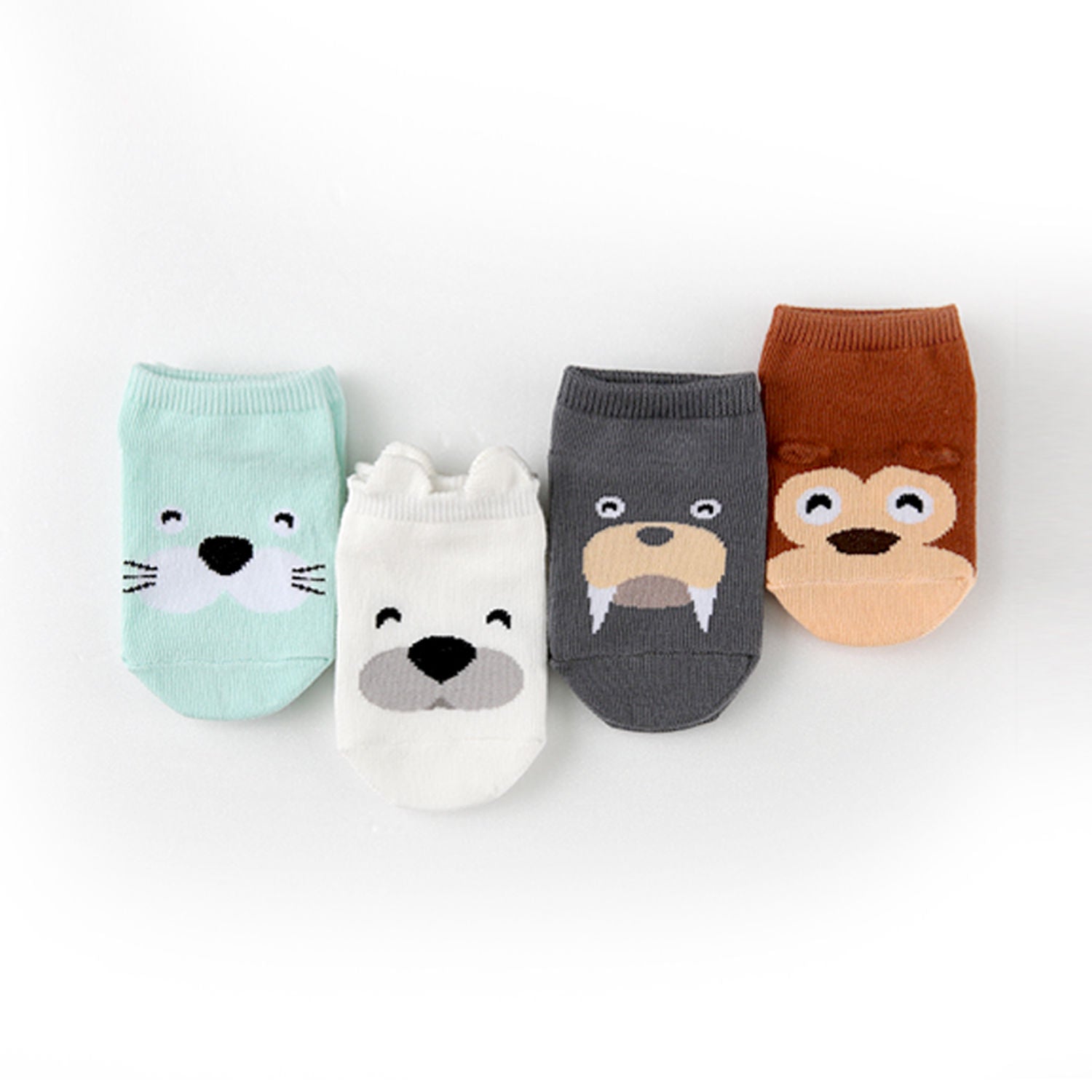 Grey Seal Animal Ankle Socks - Go PJ Party