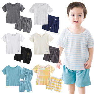 Monchenu Grey Short Sleeve Tee & Shorts Set - Go PJ Party